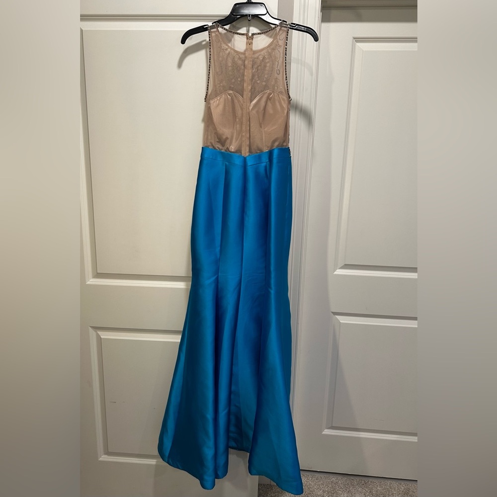 Elegant Mermaid Style Blue Embellished Prom Dress - Picture 2 of 2